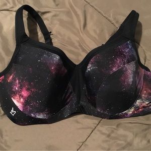 Torrid size 44DD
